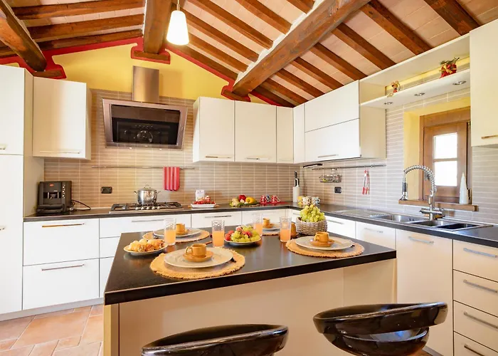 Podere Merlino Вилла Кортона