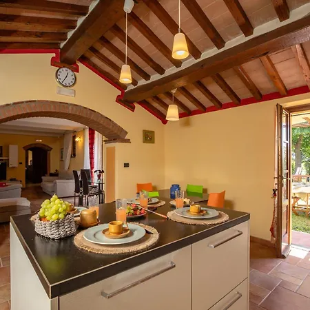 Podere Merlino فيلة كورتونا